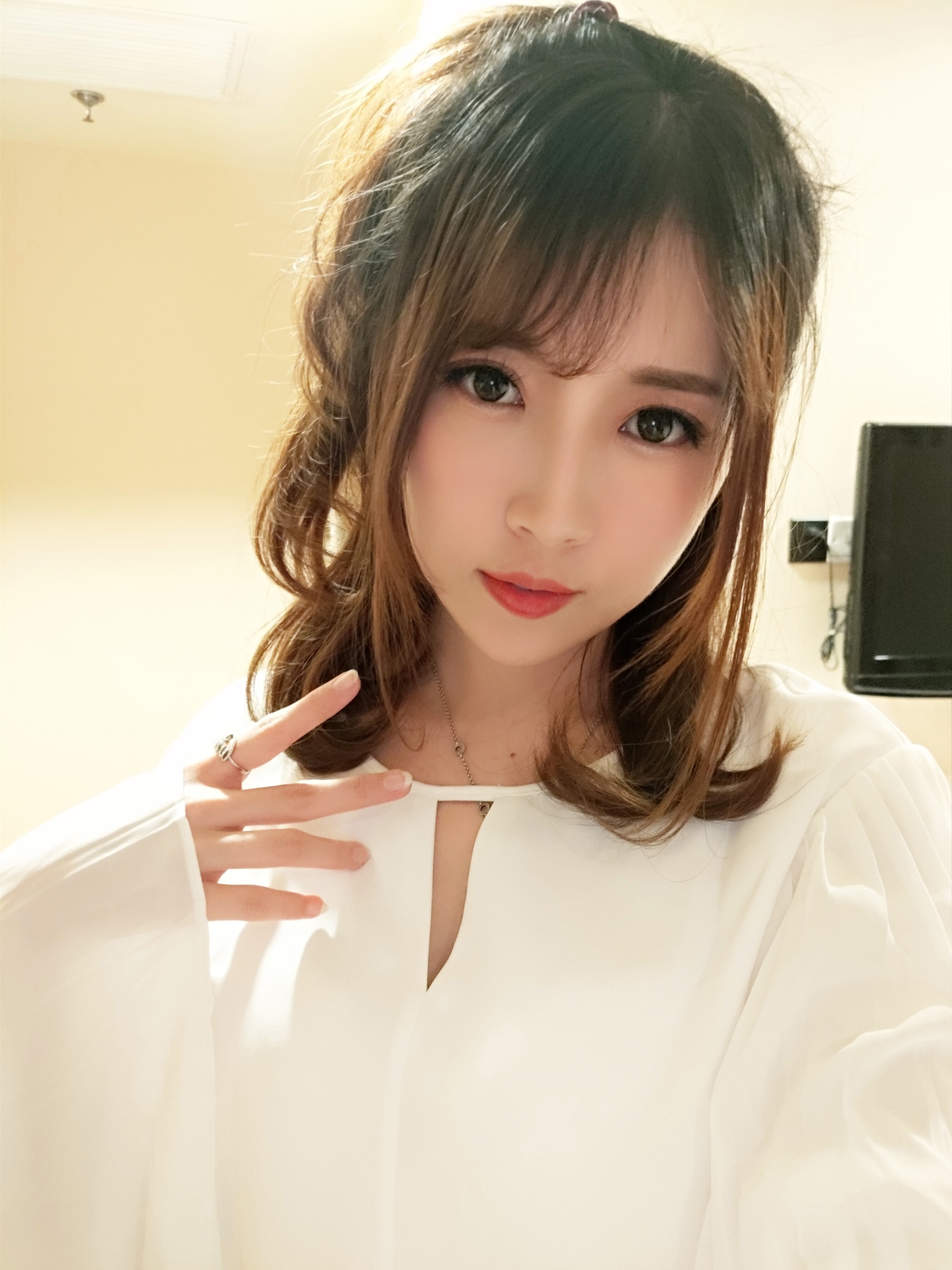 图片[1]-小女巫露娜 – NO.001 小巫女露娜 OL风肤色连裤袜 [40P]-XikXak